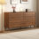 Commode 6 tiroirs pour chambre à coucher, commode 55 po pour garde-robe avec structure en noyer, commode moderne en bois massif avec texture naturelle et fentes pré-intégrées pour meuble télé, salon, couloir, bureau