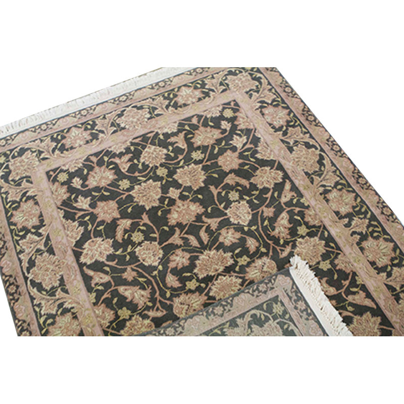 Jahan Hand Woven Wool Oriental Area Rug