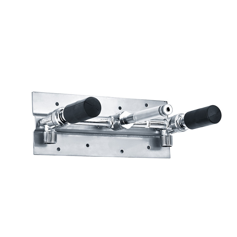 Fleetwood Tub and Shower Faucet, Polished Chrome