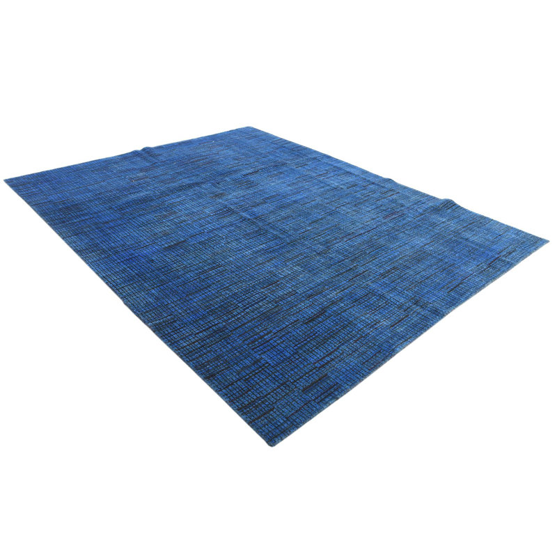 Tapis bleu Nemec