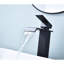 Robinet de meuble-lavabo à poignée simple, bec cascade, acier inoxydable noir mat et débit d'eau de 1,2 gallon par minute, poignée de l'ensemble de drain escamotable-124464704