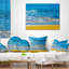 Coussin Seashore Sandy Beach and Calm Sea Surf-89821588-89821587