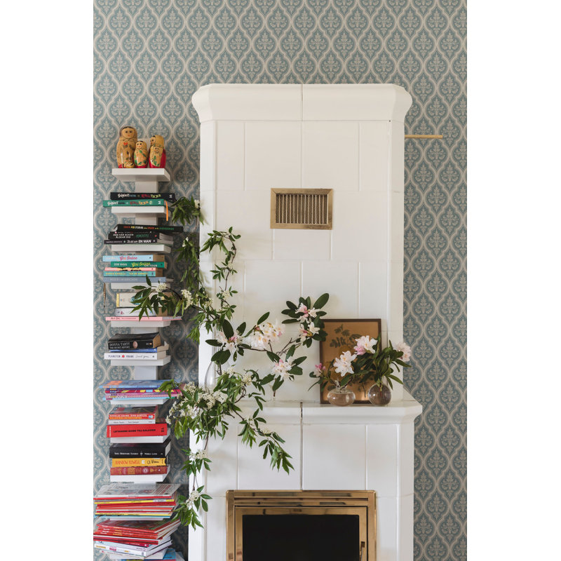 Lofstad Damask Wallpaper Roll, Garden Green