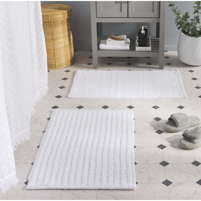 Oliva Textured Hatched Hand Woven Cotton Machine Washable Solid Color Bathmat, White