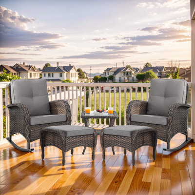 Chaise berçante d'extérieur en osier Gaetanino