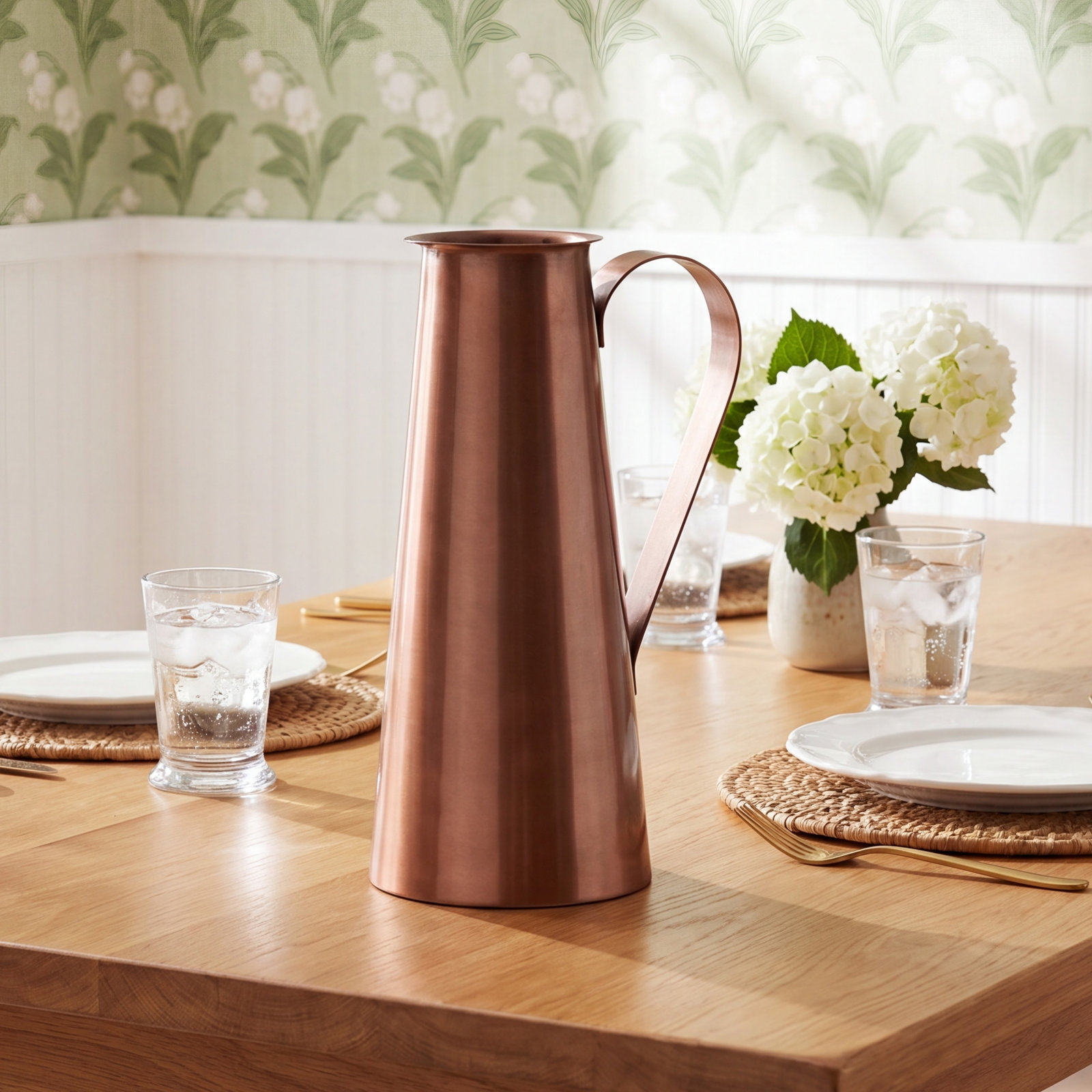 Calvi Pitcher
