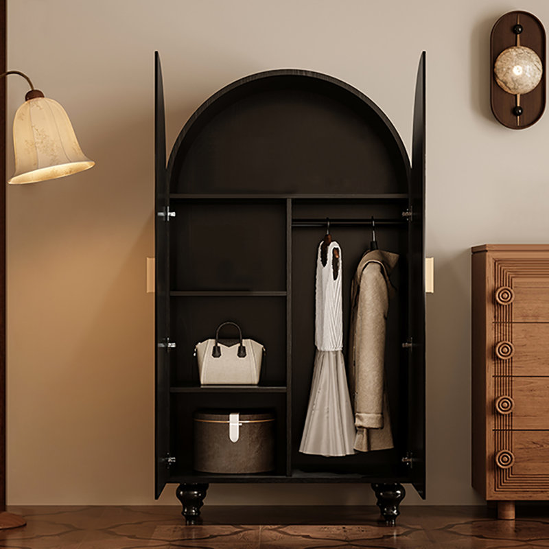 Armoire garde-robe française