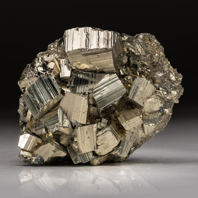 Véritable grappe de pyrite