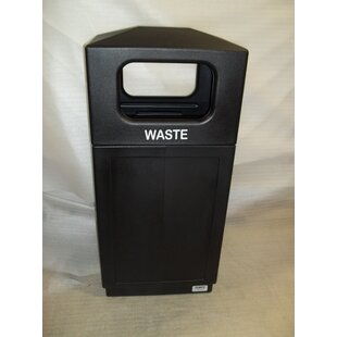 Hooded Top 39 Gallon Trash Can