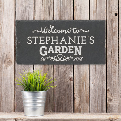 Plaque murale ardoise personnalisée à 2 lignes Garden Welcome