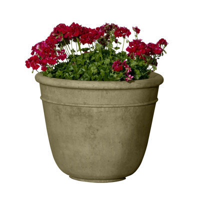 Carema Pot Planter