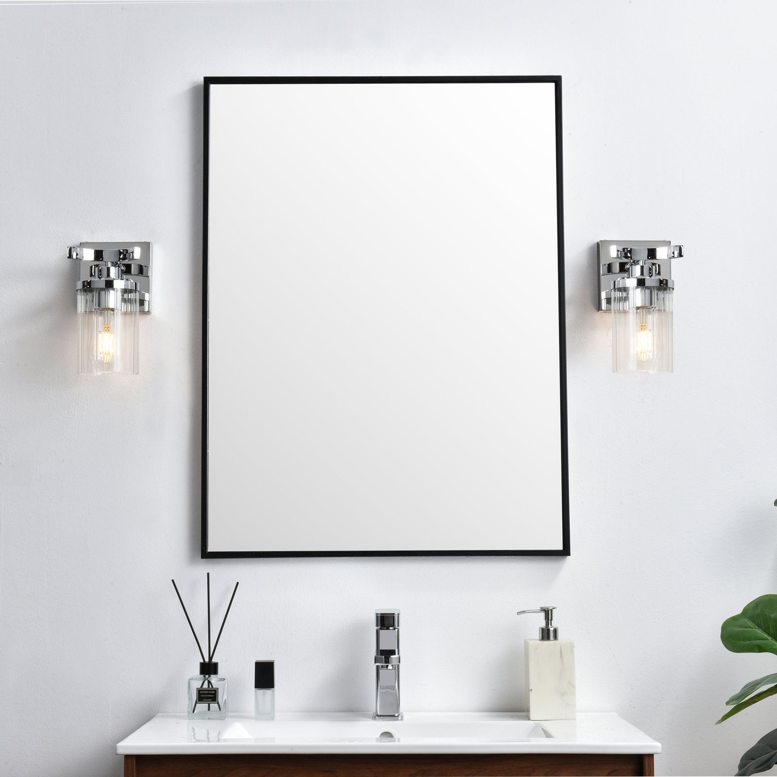 Dariela Dimmable Vanity Light, Chrome, 1 Light, 10" H x 5" W x 5" D