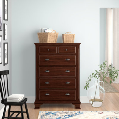 Dravin 38'' W 5 - Drawer Dresser