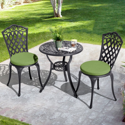 Ensemble bistro d'extérieur en fonte d'aluminium 3 pièces avec chaises bistro et ensemble de bistro d'extérieur avec trou pour parasol et coussins pour balcon