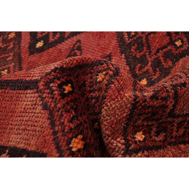 Tapis rouge Melis 4 pi 5 po x 7 pi 10 po