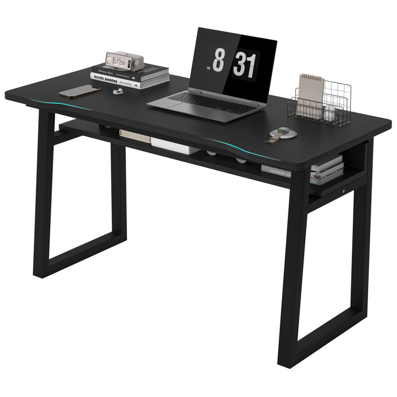 Bureau d'ordinateur industriel avec tablette de rangement centrale intégrée, bureau d'écriture rustique en forme de A avec pieds en métal, bureau d'ordinateur portable pour la chambre à coucher