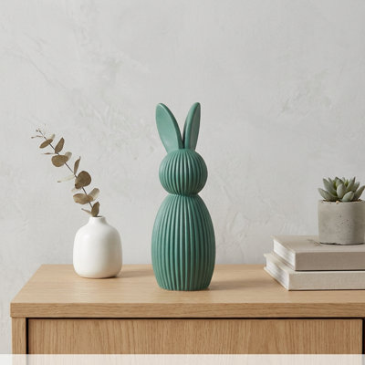 Figurine moderne de lapin côtelé