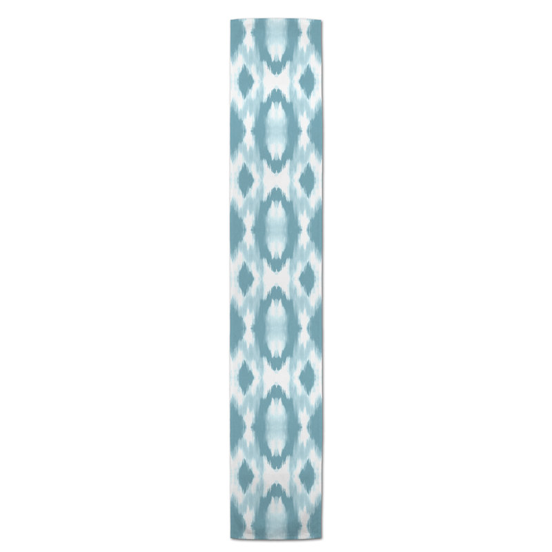 Chemin de table Westrick, 72 po x 16 po, Bleu ciel, Madeley Shibori ciel