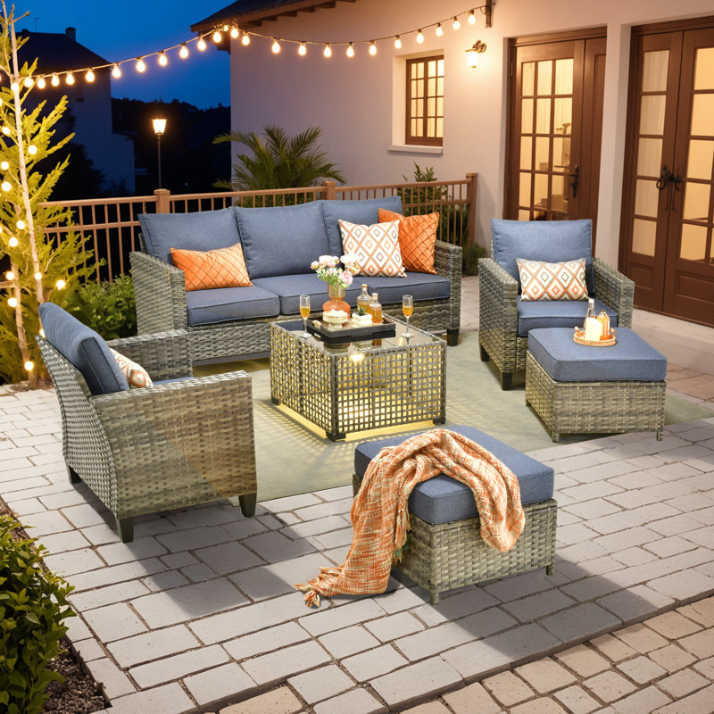 Ensemble de mobilier d'extérieur en osier de patio, ensemble de chaise d'invité en rotin 6 pièces, table basse avec lampe, ensemble de canapé résistant aux intempéries