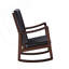 Chaise berçante en similicuir