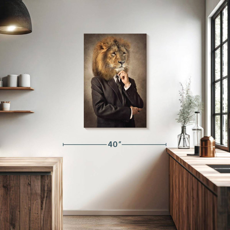 Lion Ketti, homme d'affaires, H 36 po x l 24 po
