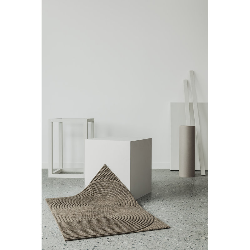 Sand, 24" W x 35" L