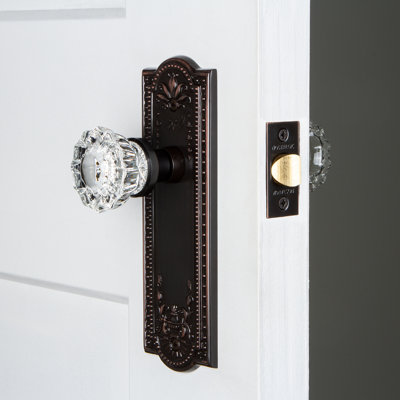 Meadows Plate with Crystal Door Knob