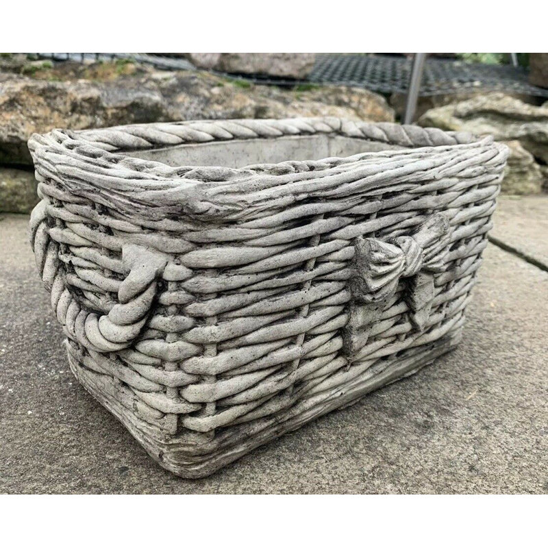 Layan Plant Pot, Grey