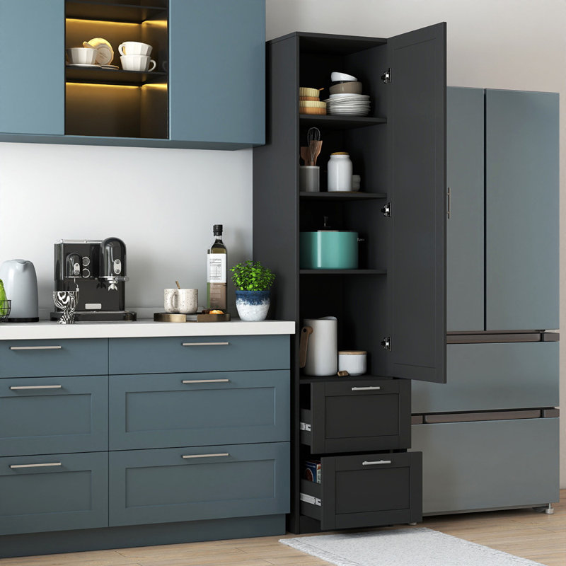 Armoire de garde-manger de cuisine standard