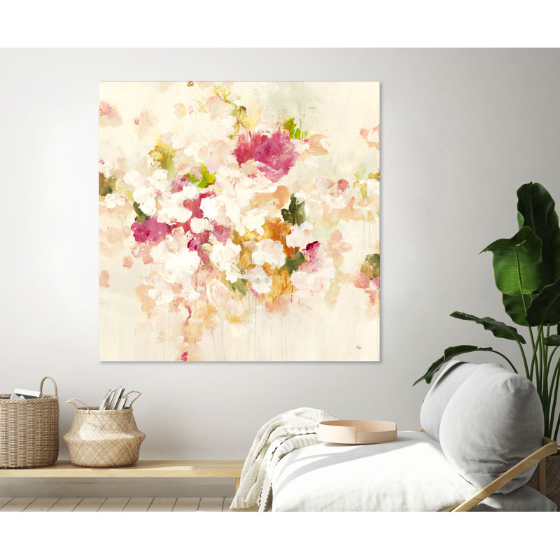 «Floral Blush V4» par Lisa Ridgers, reproduction d'art sur toile tendue, H 54 po x l 54 po x P 1,5 po