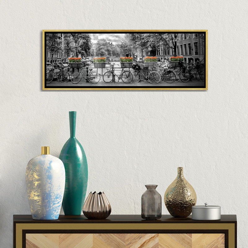 Impression d’art graphique panoramique, "Amsterdam Gentlemen’s canal" par Melanie Viola, H 36 po x l 12 po x P 1,5 po