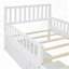 Lit plateforme simple en bois avec garde-corps et deux tiroirs de rangement; Ensemble de lattes, pour économiser de l'espace et la sécurité dans les chambres modernes.-43842869-43842858