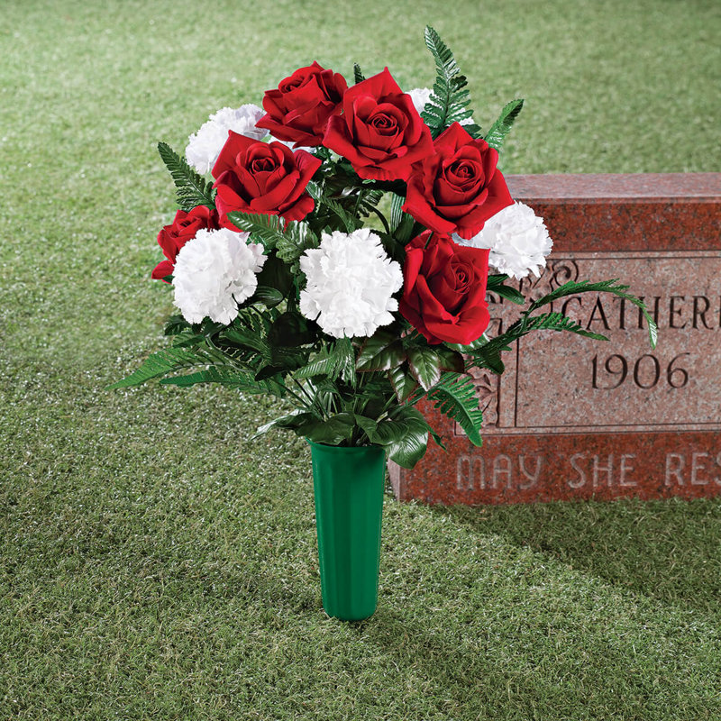 OakRidge Rose and Carnation Memorial