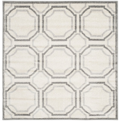 Amherst Performance Geometric Rug