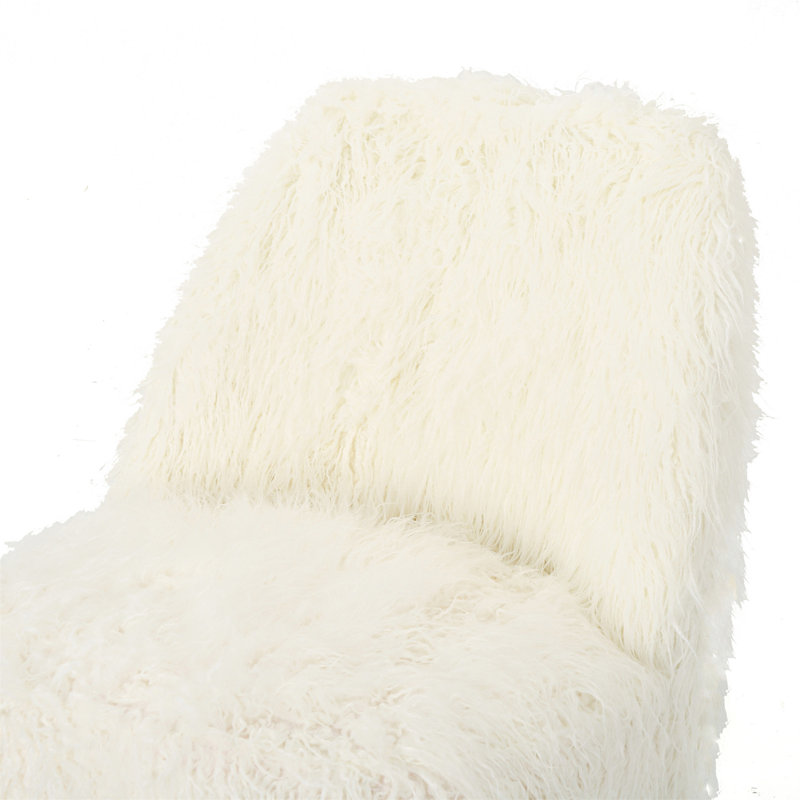 CHAISE CLUB