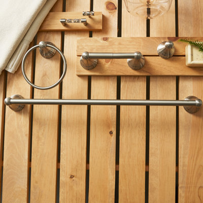 Allante 4 Piece Bathroom Hardware Set