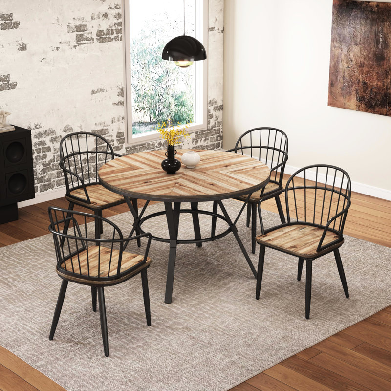 Table d'intérieur avec pieds en bouleau et en métal