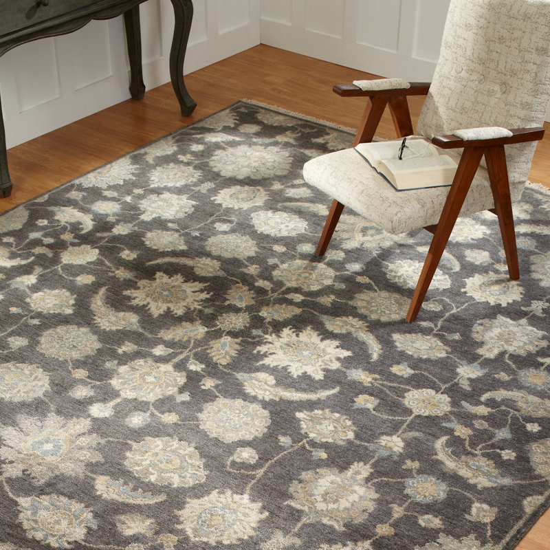 Predmore Hand Knotted Wool Oriental Area Rug in Gray, Rectangle 8' x 10'