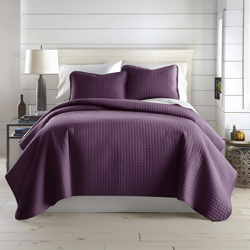 Southshore Fine Linens Vilano Oversized Quilt Set, Double-Brushed Microfiber Lightweight Quilted Bedding with Waffle Geometric Pattern and 2 Pillow Shams, Full/Queen, Purple