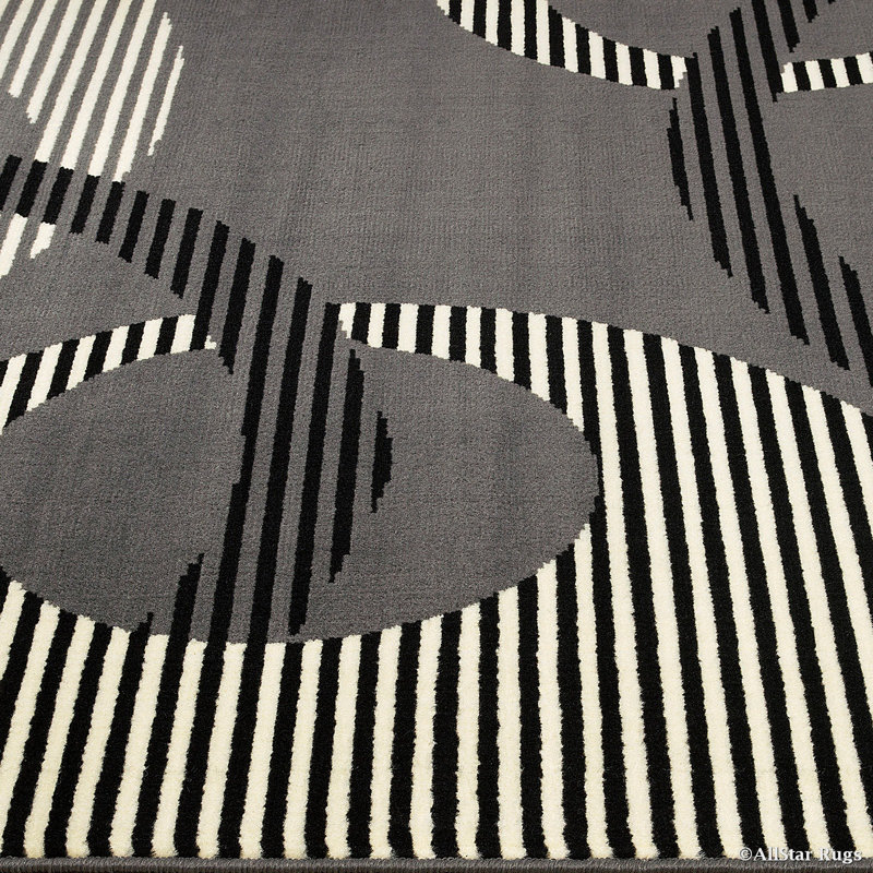 Geometric Indoor Rug, Rectangle 5'2" x 7'1"
