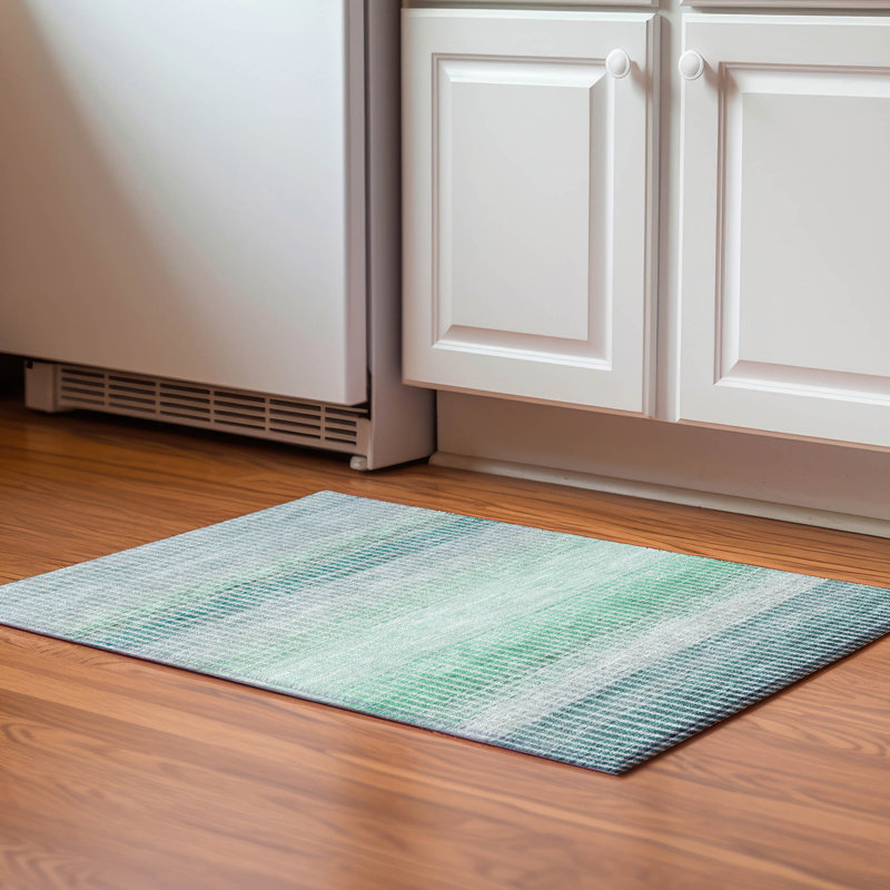 Tapis de qualité supérieure lavable à la machine Mayfield AMF2313, Turquoise, 1 pi 8 po x 2 pi 6 po