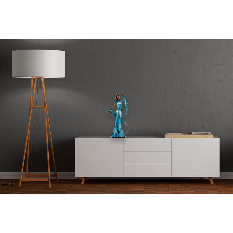 Chesky Figurines & Sculptures