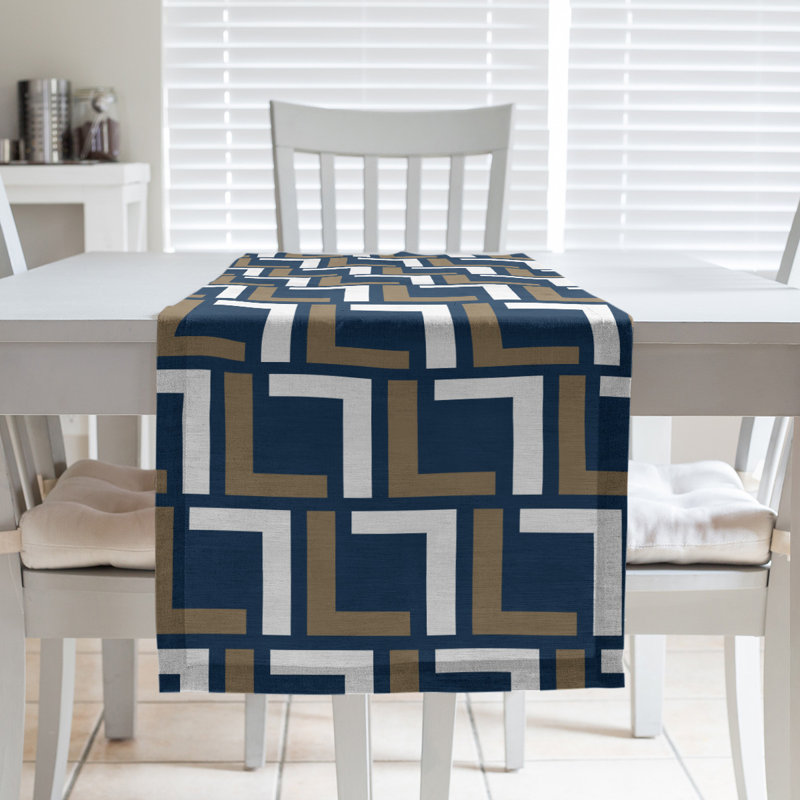 Chemin de table Carolina, 90 po x 16 po, polyester, Bleu millénaire / or nouveau siècle / blanc