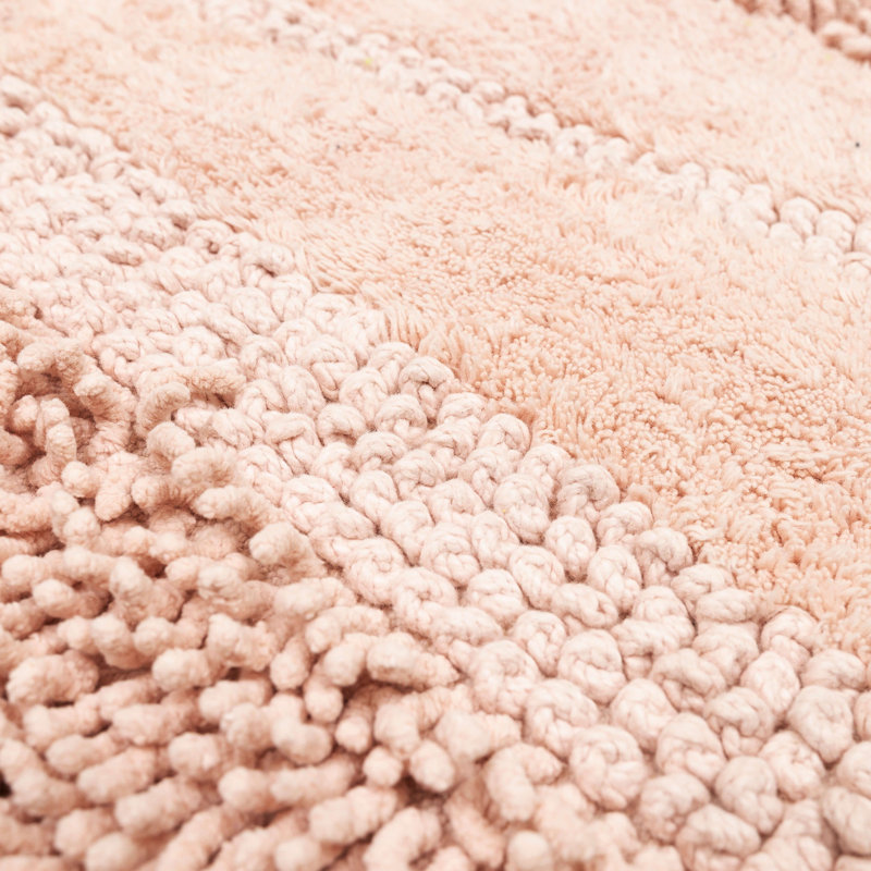 Laverne High/Low Stain/Fade Resistant Non-Slip Machine Washable Bath Mat, 17" W x 24" L, Blush