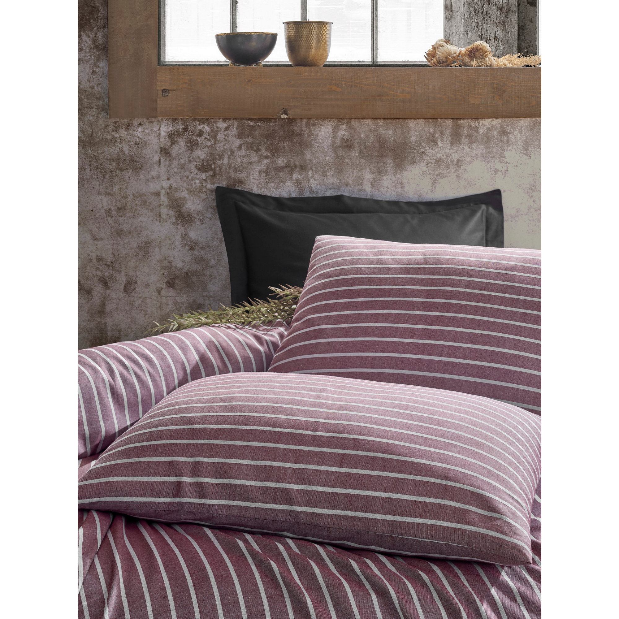 Carlen Cotton Blend Duvet Cover Set, Twin Duvet Cover + 1 24" x 28" Pillowcase, Claret Red
