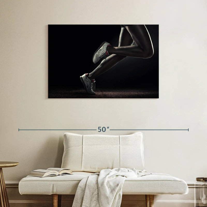Sireci Speedy Run, 26" H x 39" W