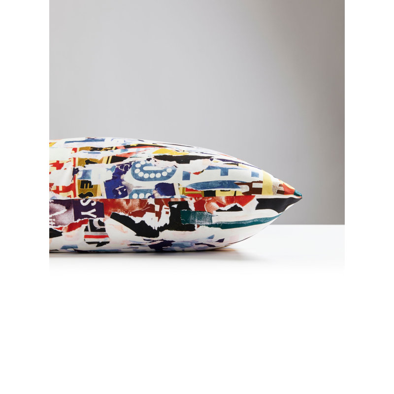 METROPOLITAIN PRINT PILLOW