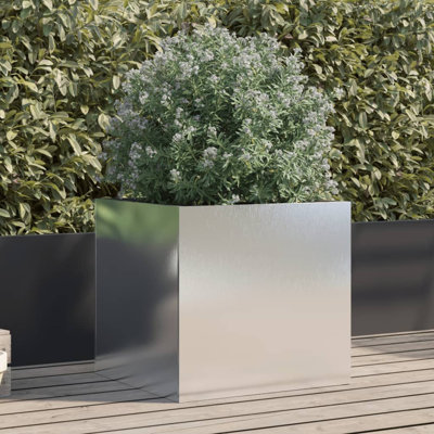 Planter Steel