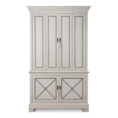 Armoire Mcraney