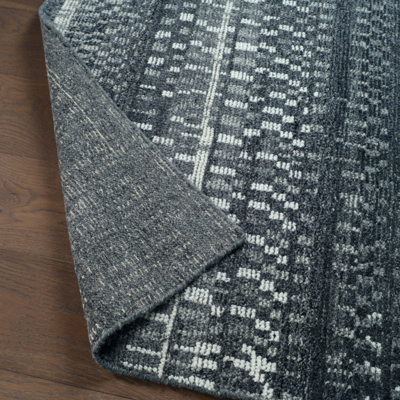 Jaipur Living Jamaal RIZ11 Handknotted Stripes Black and Gray Area Rug (6'x9'), Rectangle 6' x 9'